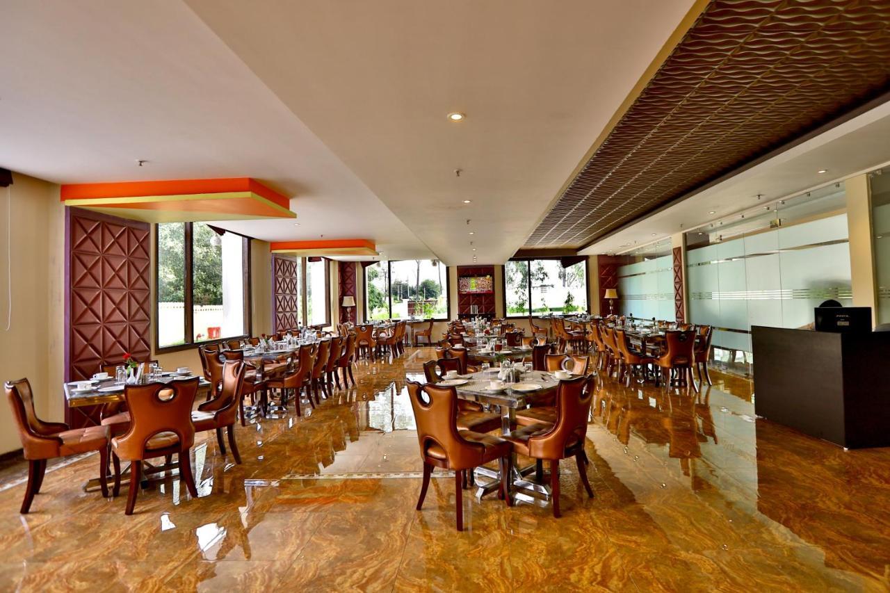 Regenta Resort Bharatpur, Fatehpur Sikri Road Exterior foto